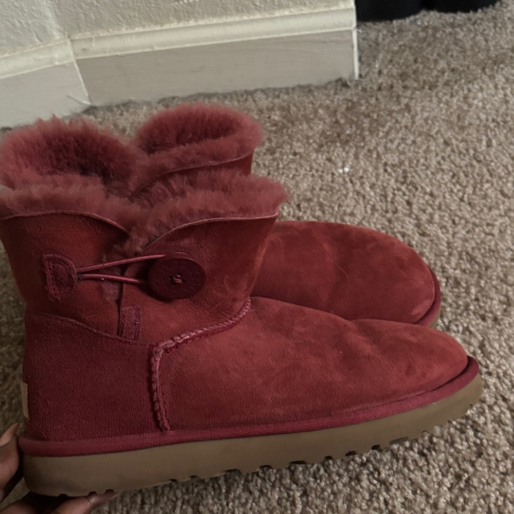 UGG Women's Ankle Boots in Red and Tan